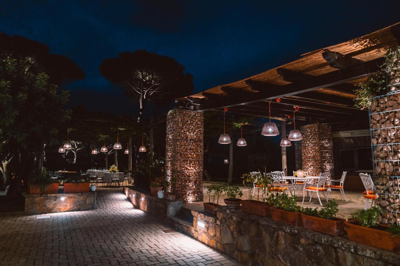 Oasi Olimpia Relais Hotel SantʼAgata sui Due Golfi Exterior foto